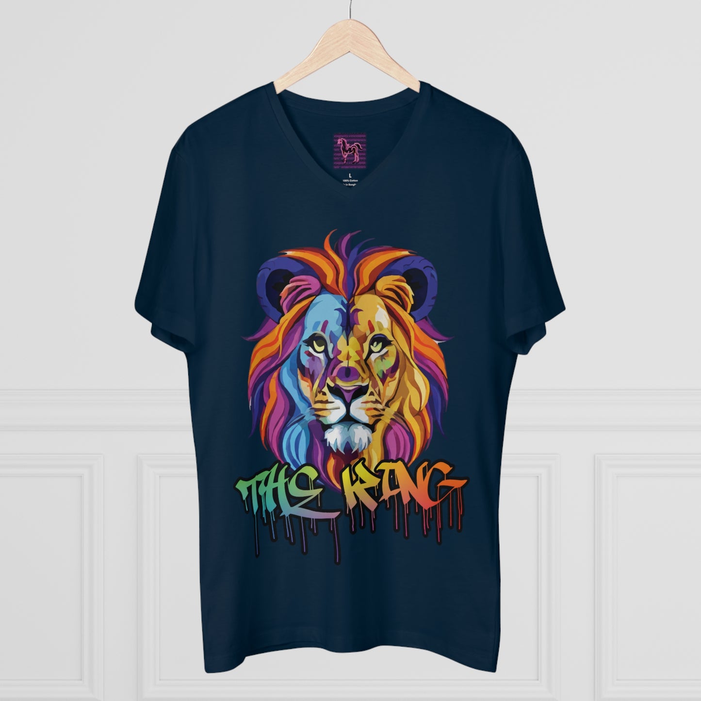 THE KING - Classic V-neck T-shirt!